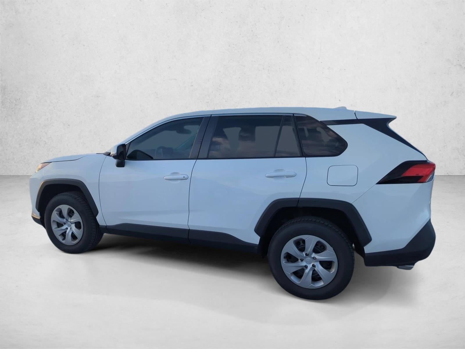 2023 Toyota RAV4 LE FWD (GS)