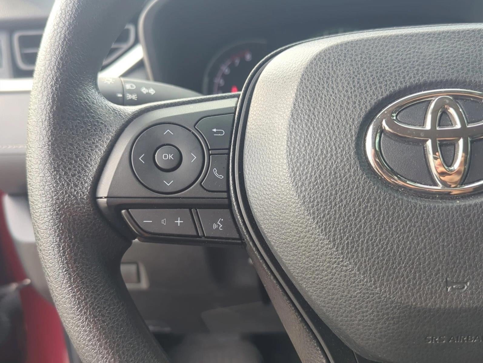 2024 Toyota RAV4 LE FWD (GS)