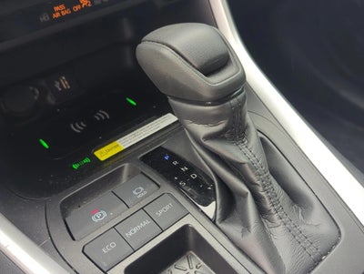 2024 Toyota RAV4 LE FWD (GS)