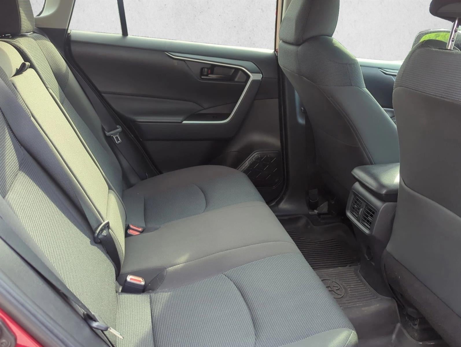 2024 Toyota RAV4 LE FWD (GS)