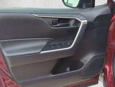 2024 Toyota RAV4 LE FWD (GS)