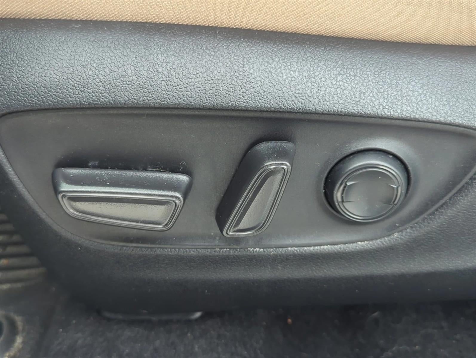 2022 Toyota RAV4 XLE AWD (Natl)