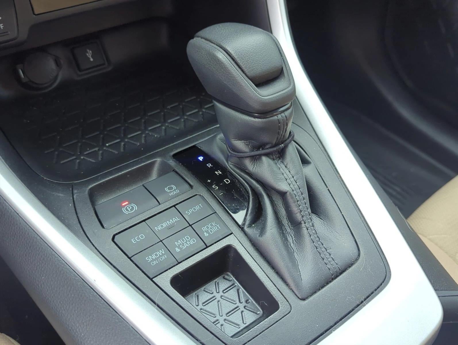 2022 Toyota RAV4 XLE AWD (Natl)