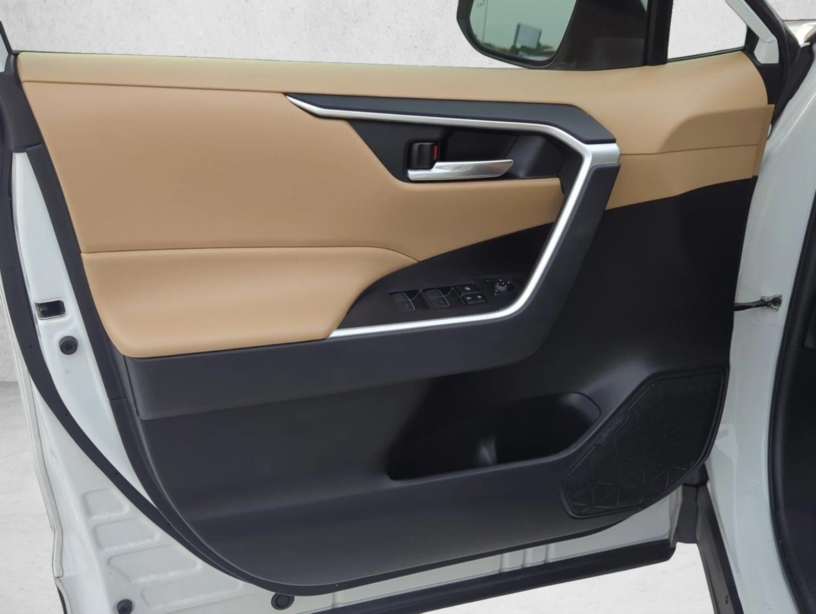 2022 Toyota RAV4 XLE AWD (Natl)