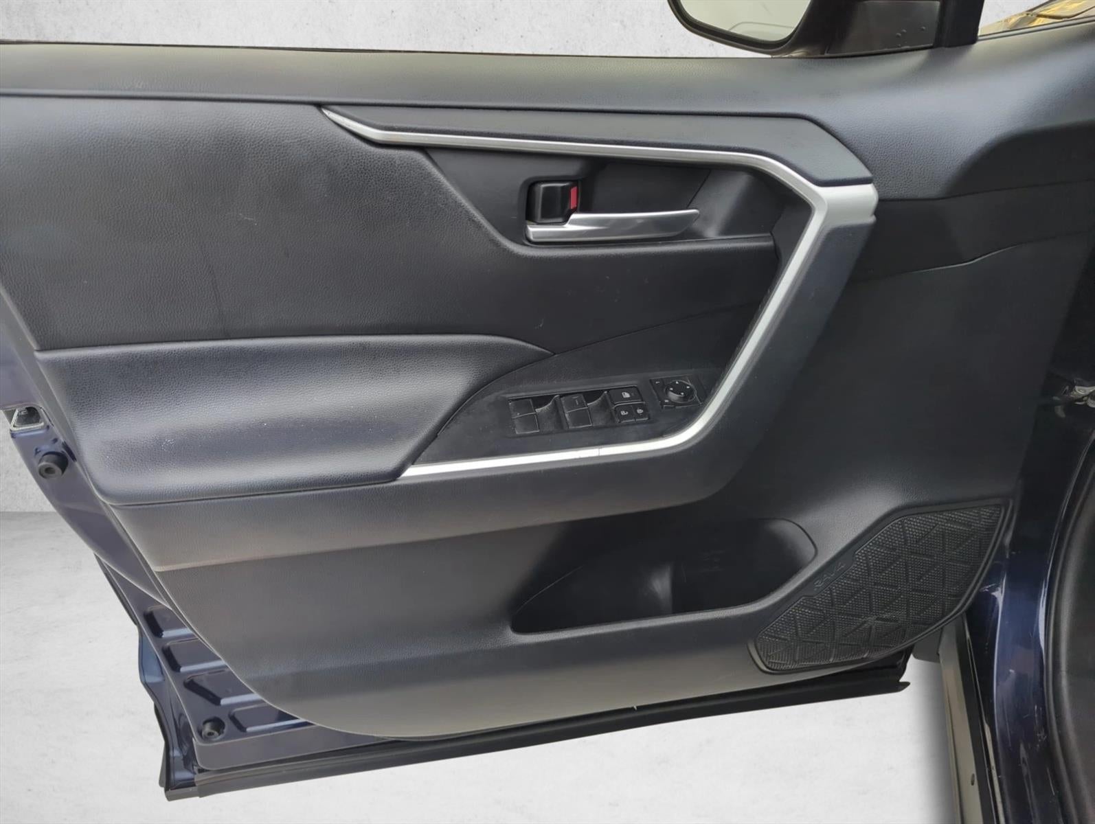 2021 Toyota RAV4 XLE AWD (Natl)