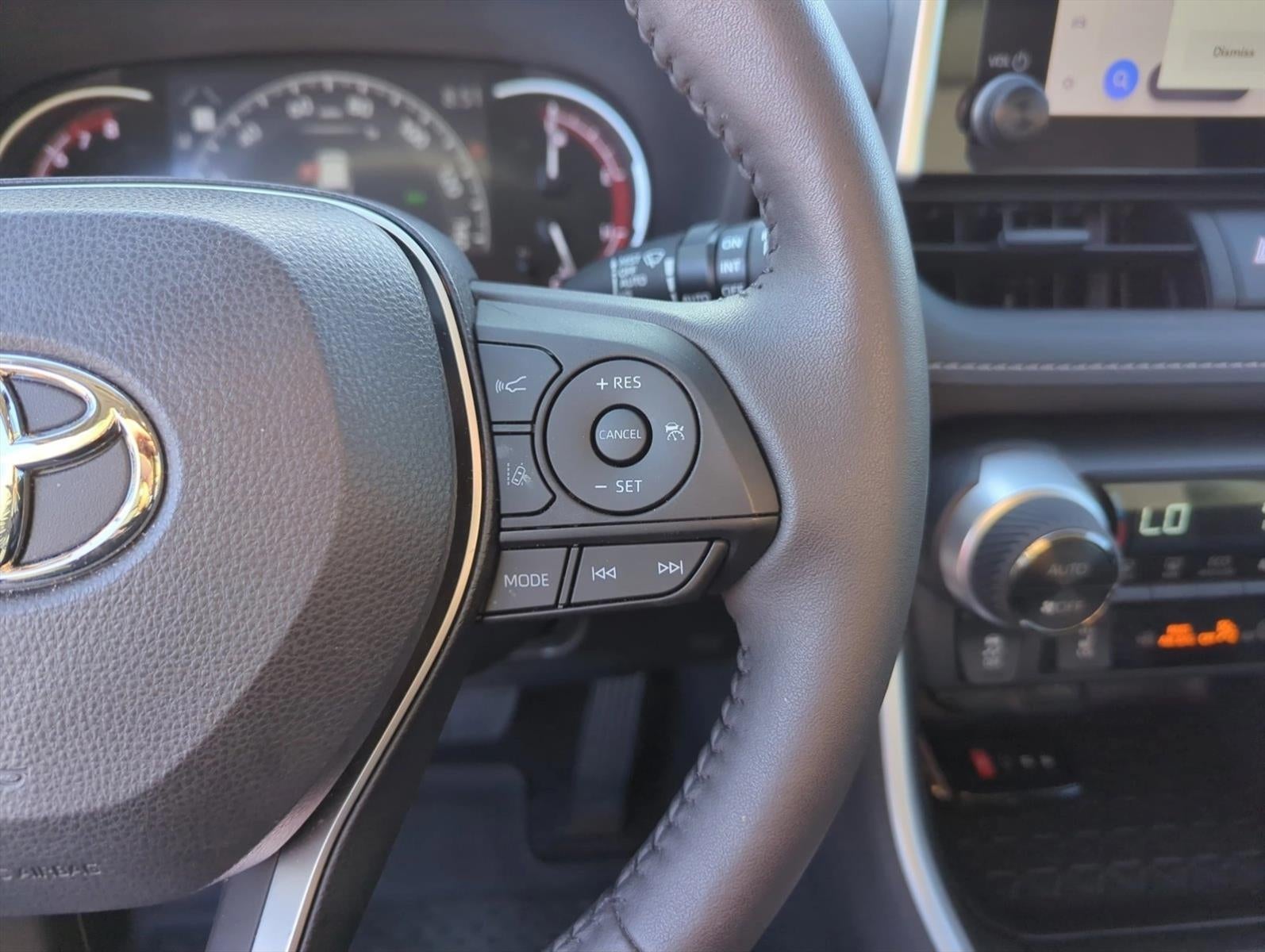 2023 Toyota RAV4 XLE AWD (Natl)