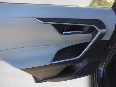 2022 Toyota RAV4 XLE FWD (GS)