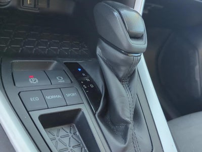 2022 Toyota RAV4 XLE FWD (GS)