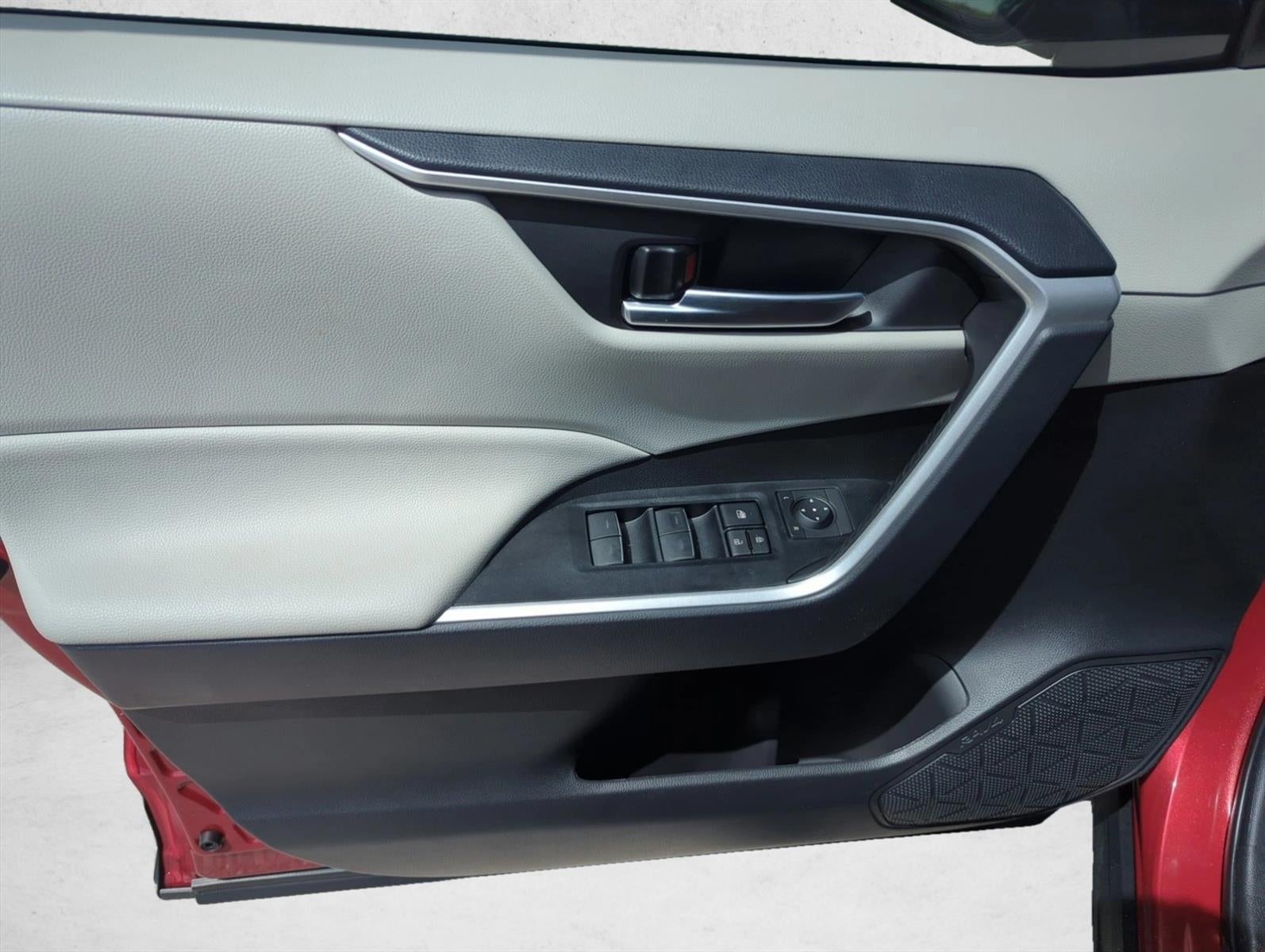 2024 Toyota RAV4 XLE FWD (Natl)