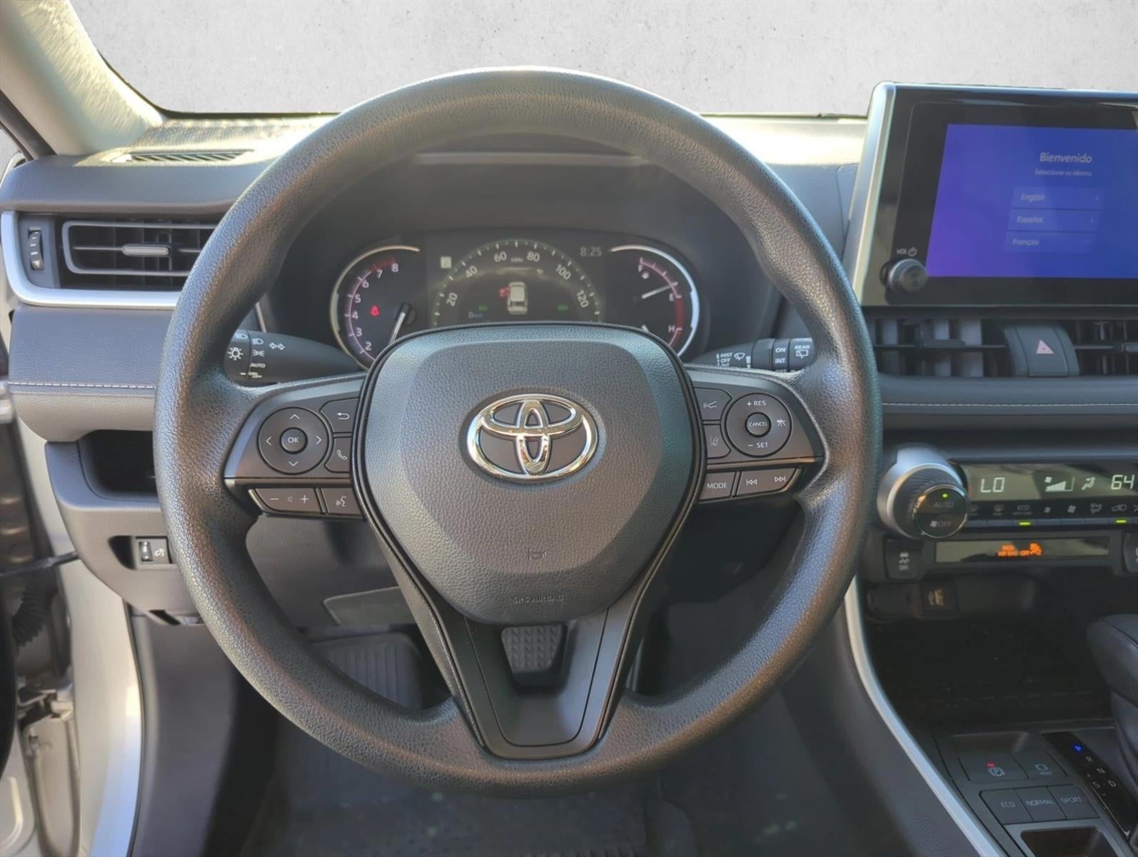 2024 Toyota RAV4 XLE FWD (Natl)
