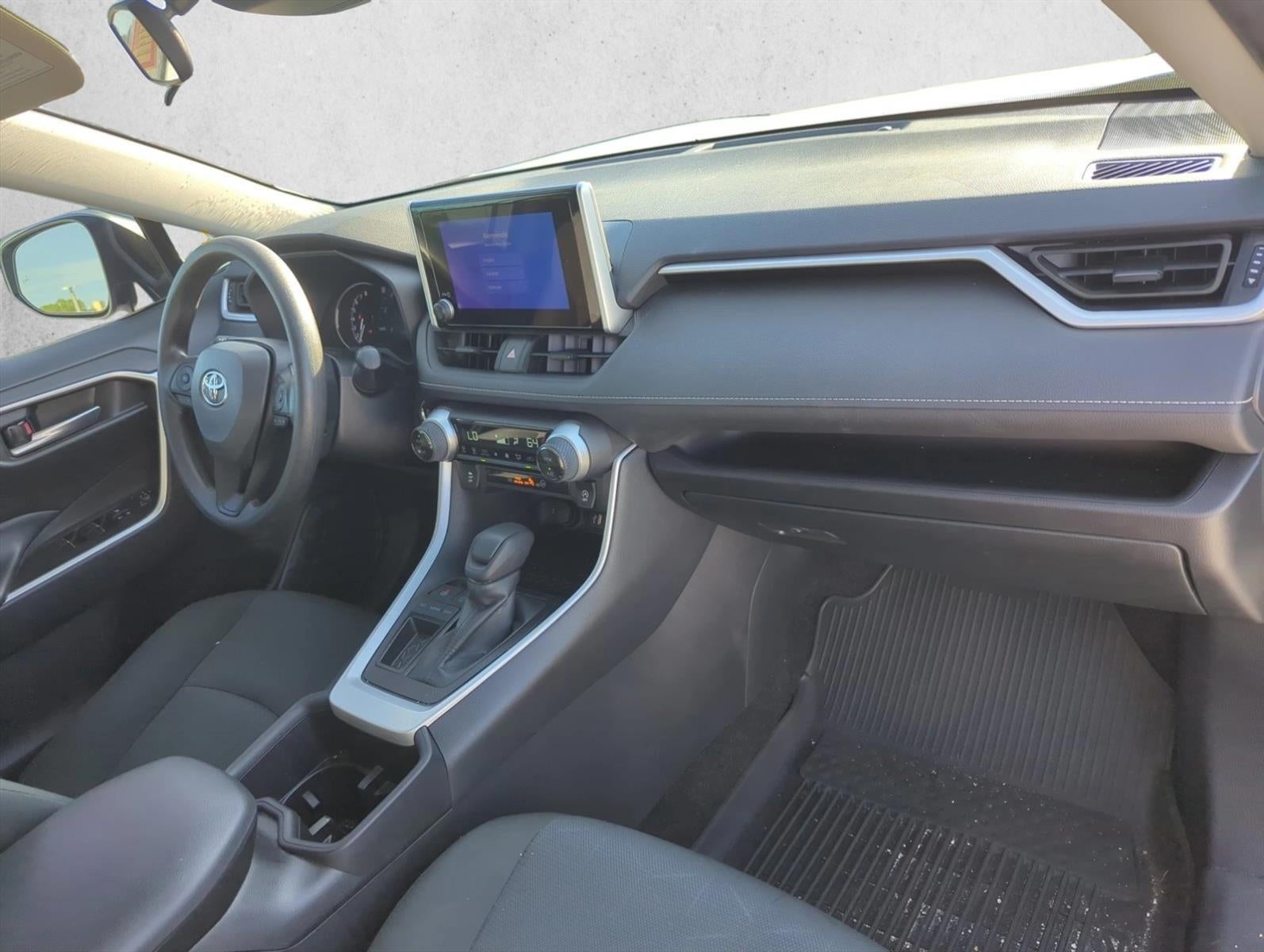 2024 Toyota RAV4 XLE FWD (Natl)