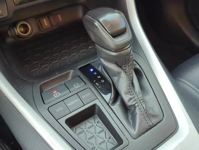 2020 Toyota RAV4 XLE FWD (GS)