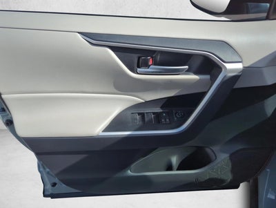 2023 Toyota RAV4 XLE FWD (GS)