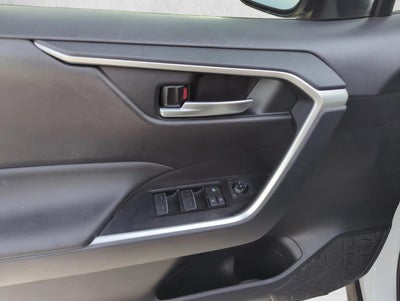 2025 Toyota RAV4 XLE FWD (GS)