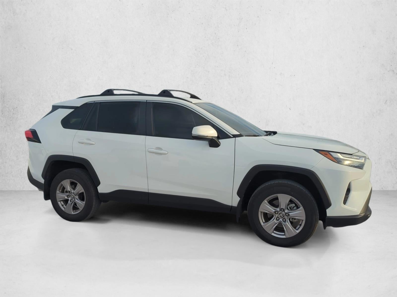 2025 Toyota RAV4 XLE FWD (GS)