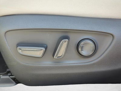 2025 Toyota RAV4 XLE FWD (GS)