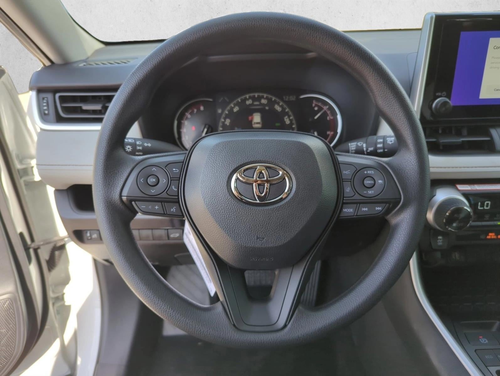 2025 Toyota RAV4 XLE FWD (GS)