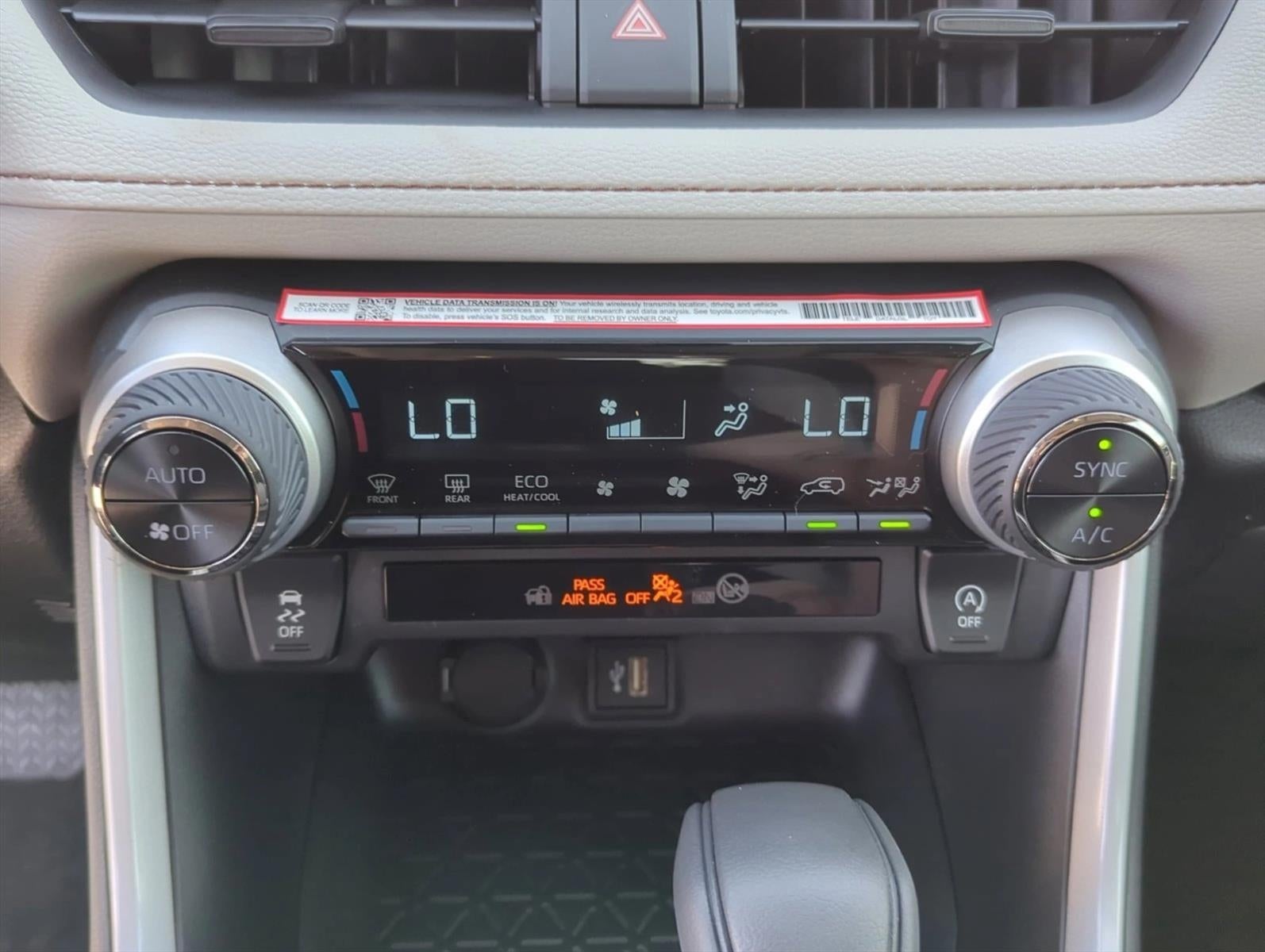 2025 Toyota RAV4 XLE FWD (GS)