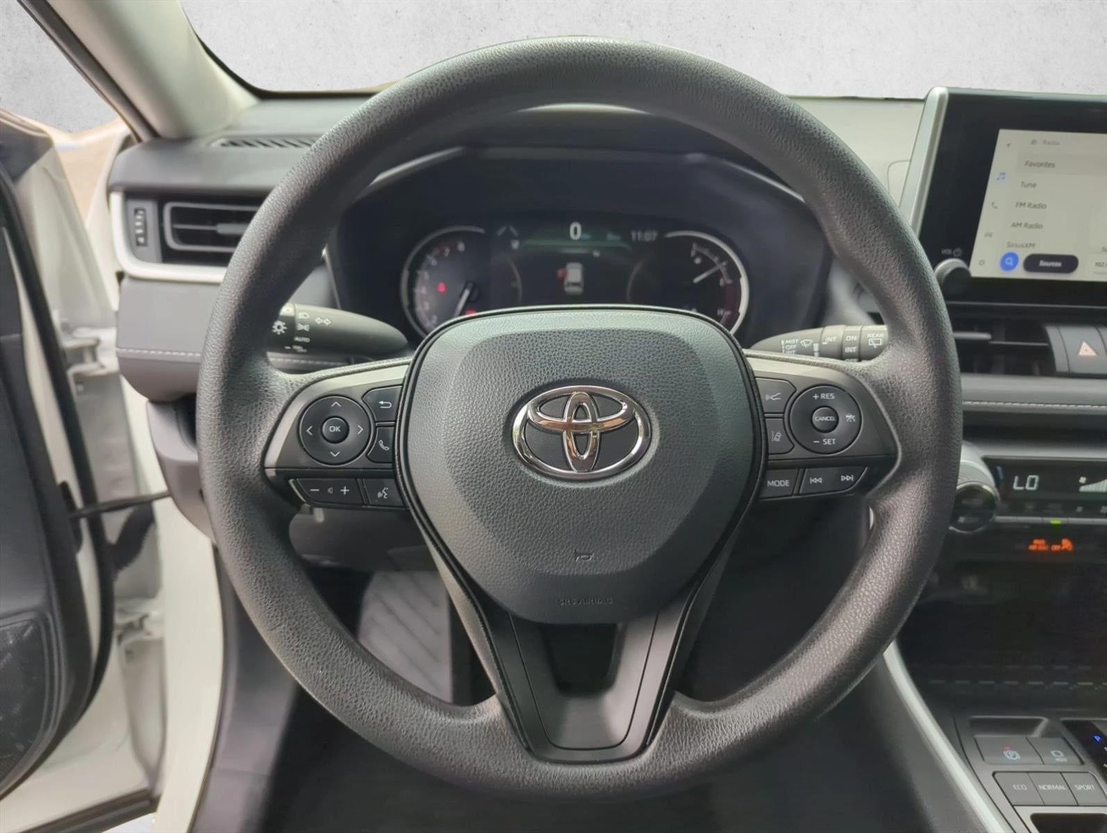 2025 Toyota RAV4 XLE FWD (GS)