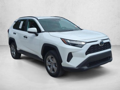 2025 Toyota RAV4 XLE FWD (GS)