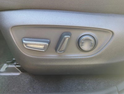 2025 Toyota RAV4 XLE FWD (GS)