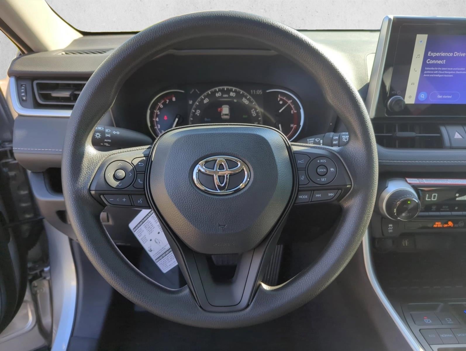 2025 Toyota RAV4 XLE FWD (GS)