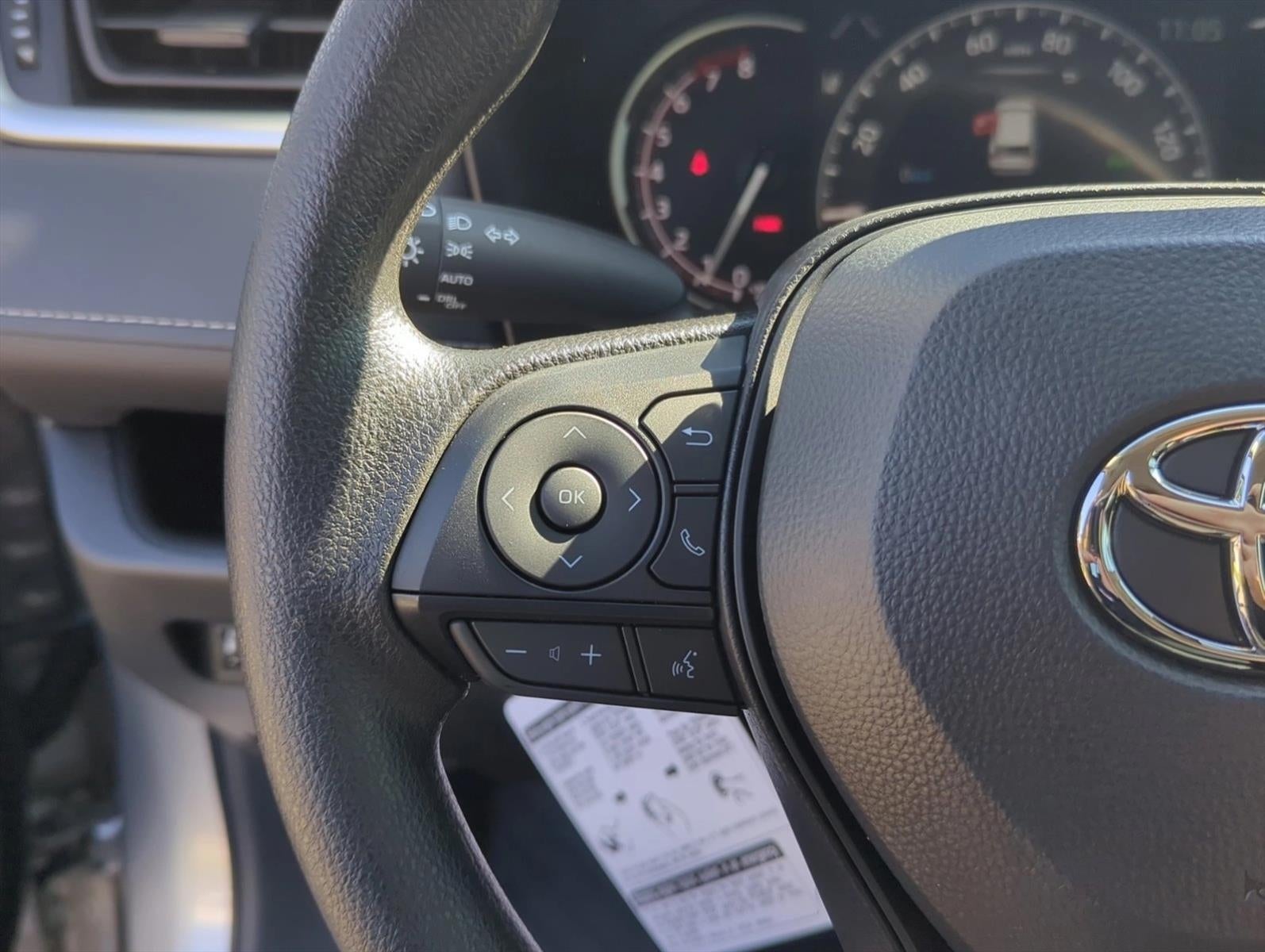 2025 Toyota RAV4 XLE FWD (GS)