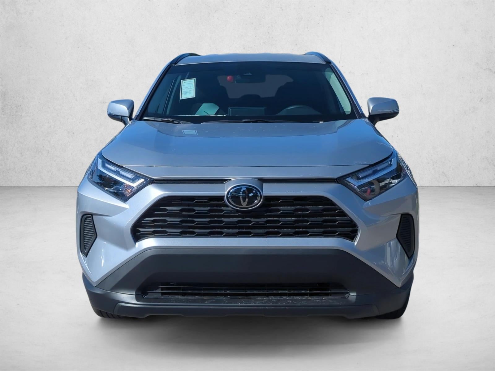2025 Toyota RAV4 XLE FWD (GS)