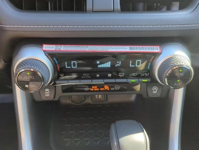 2025 Toyota RAV4 XLE FWD (GS)