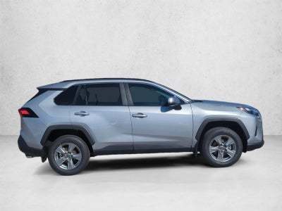 2025 Toyota RAV4 XLE FWD (GS)