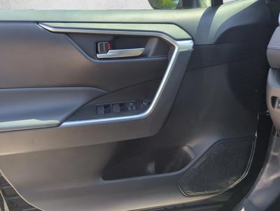 2025 Toyota RAV4 XLE FWD (GS)