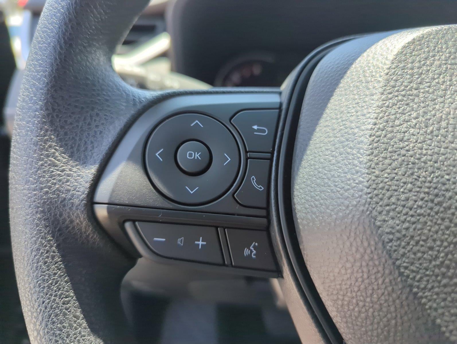 2025 Toyota RAV4 XLE FWD (GS)