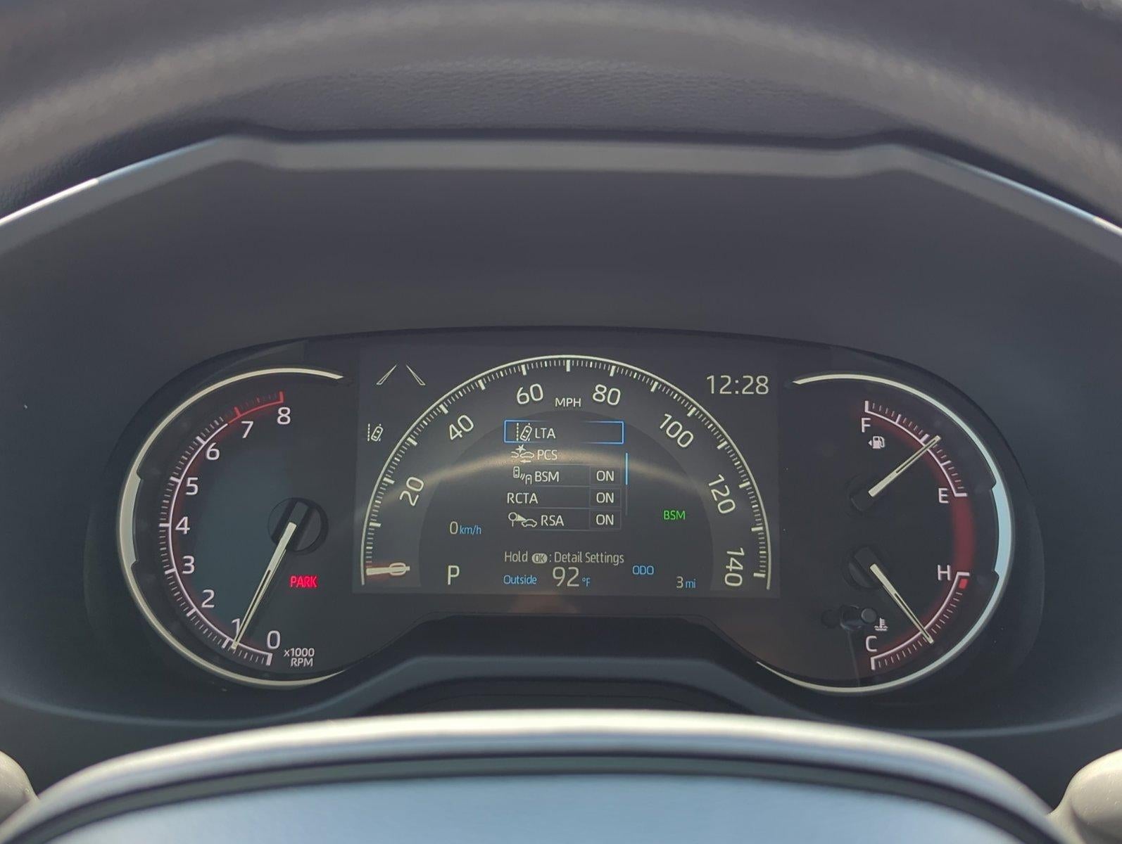 2025 Toyota RAV4 XLE FWD (GS)