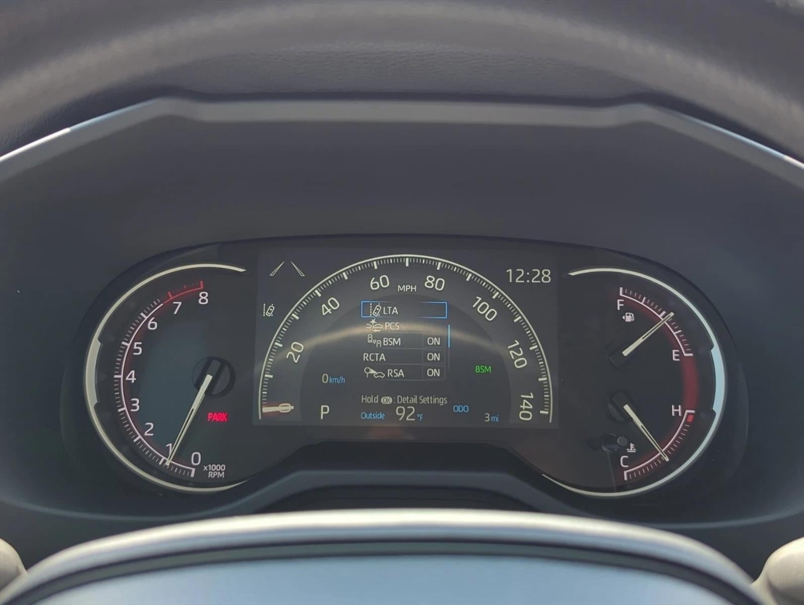 2025 Toyota RAV4 XLE FWD (GS)