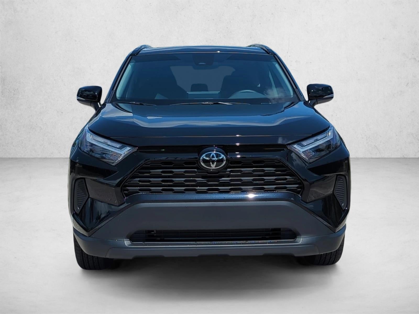 2025 Toyota RAV4 XLE FWD (GS)