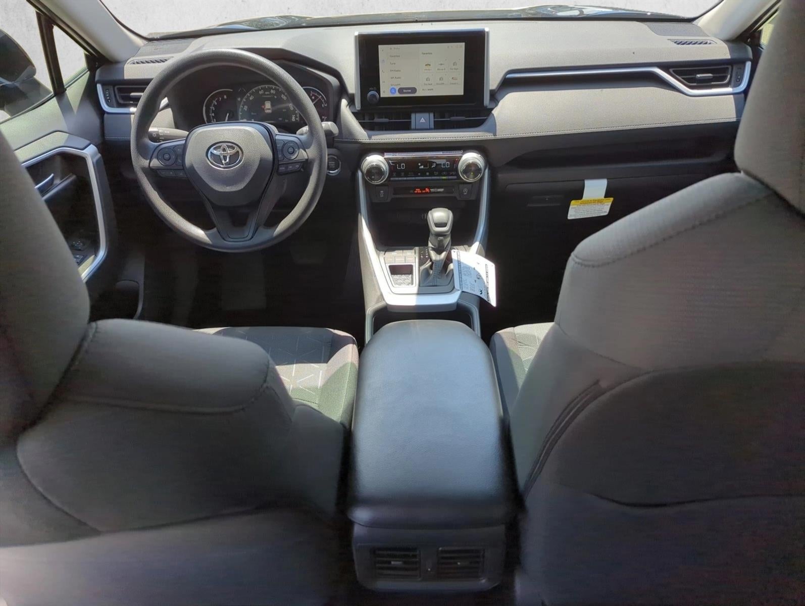 2025 Toyota RAV4 XLE FWD (GS)