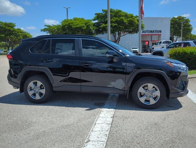 2025 Toyota RAV4 XLE FWD (GS)