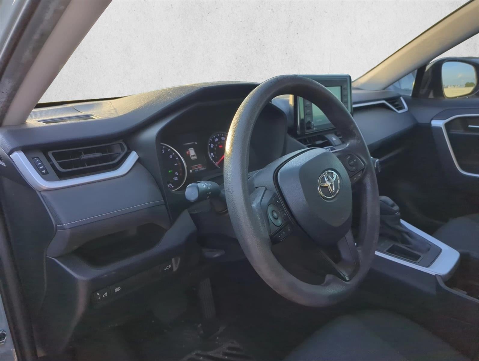 2022 Toyota RAV4 XLE FWD (GS)