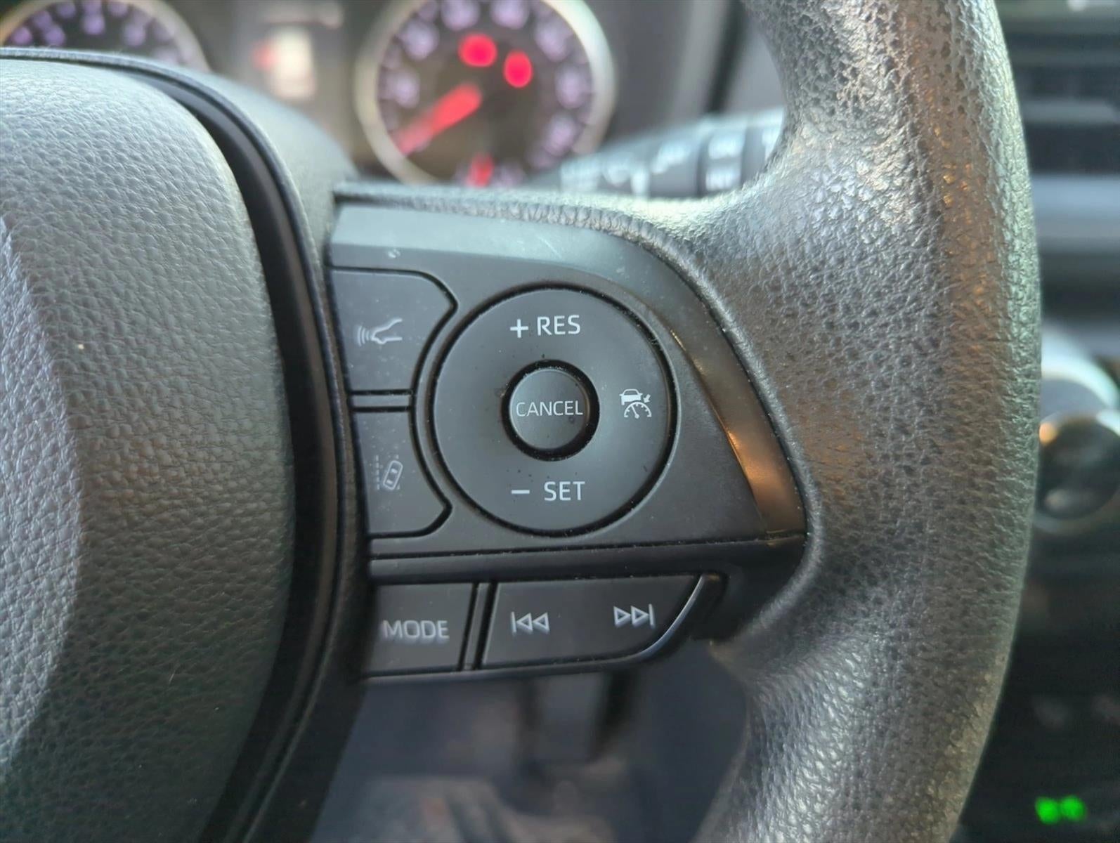 2022 Toyota RAV4 XLE FWD (GS)