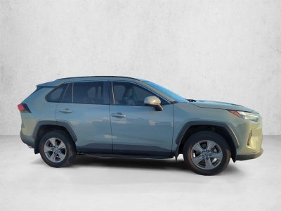 2022 Toyota RAV4 XLE FWD (GS)
