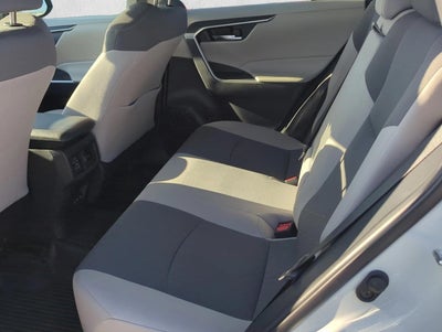 2022 Toyota RAV4 XLE FWD (GS)