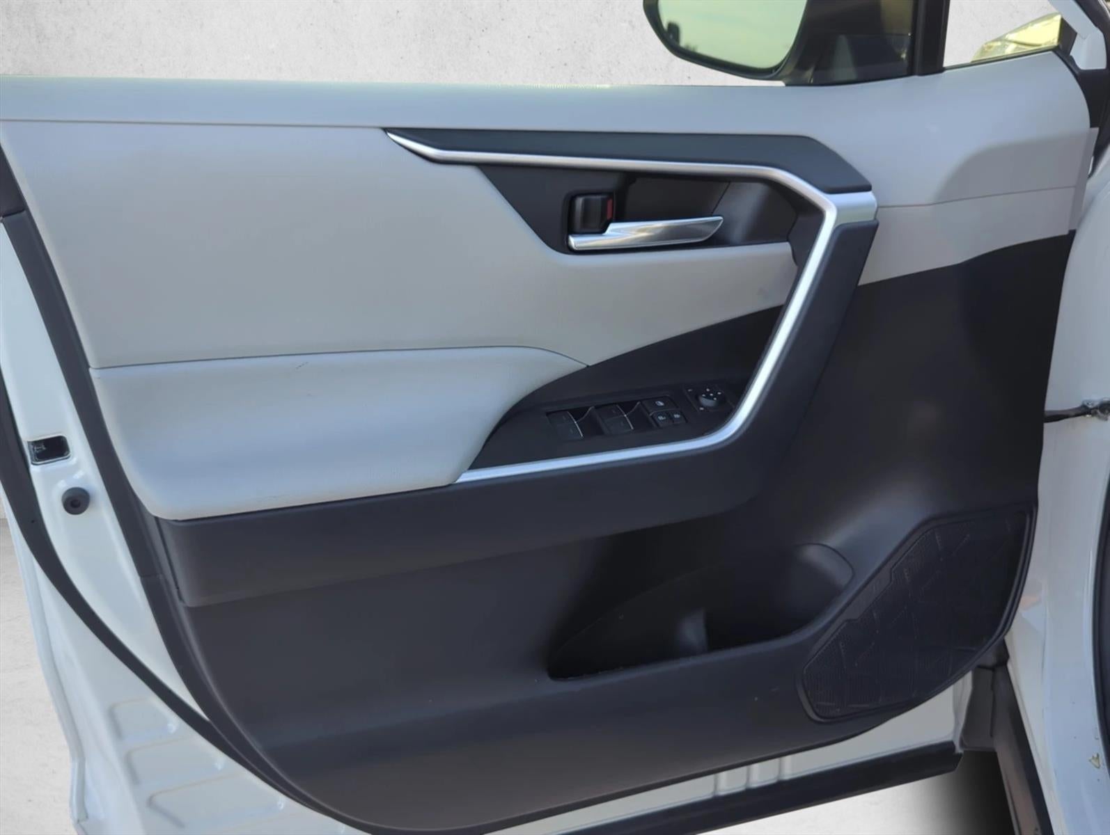 2024 Toyota RAV4 XLE FWD (Natl)