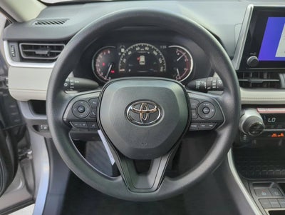 2025 Toyota RAV4 XLE FWD (GS)