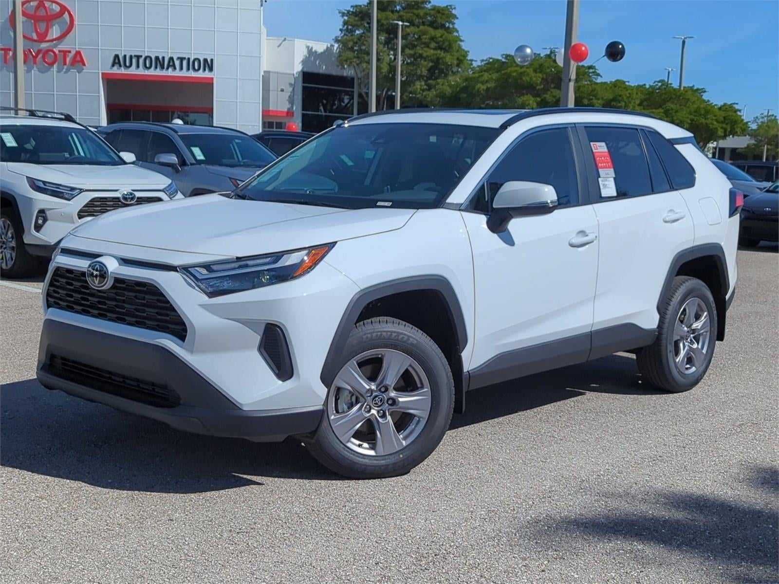 2025 Toyota RAV4 XLE FWD (GS)