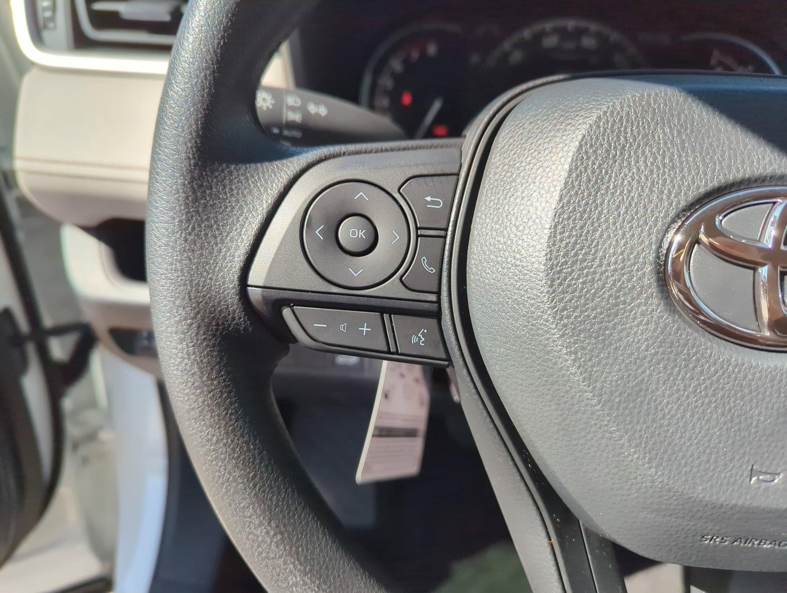 2025 Toyota RAV4 XLE FWD (GS)