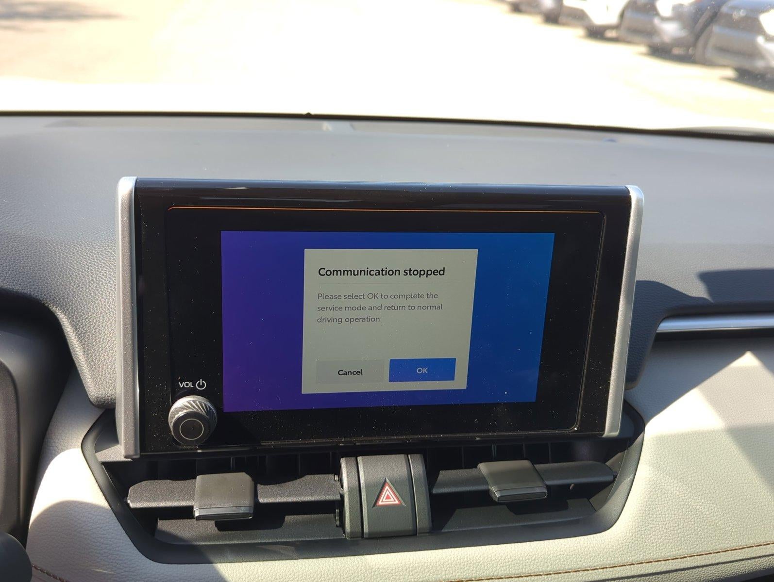 2025 Toyota RAV4 XLE FWD (GS)