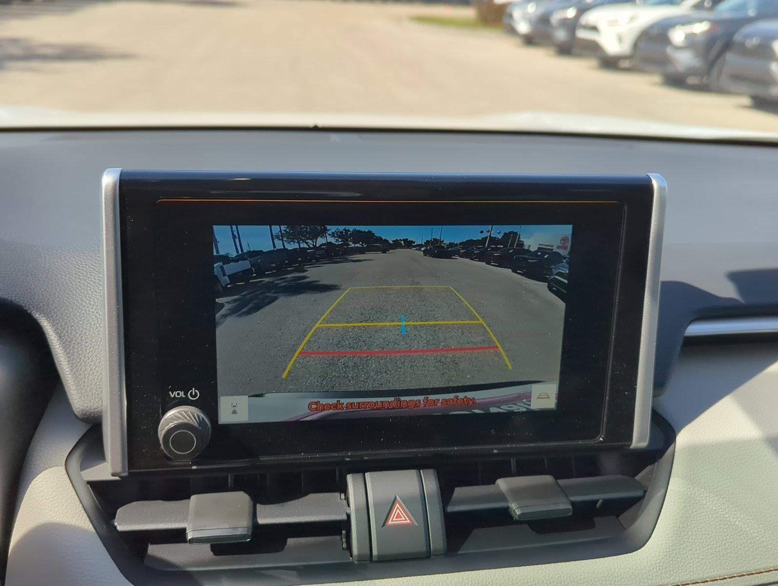 2025 Toyota RAV4 XLE FWD (GS)