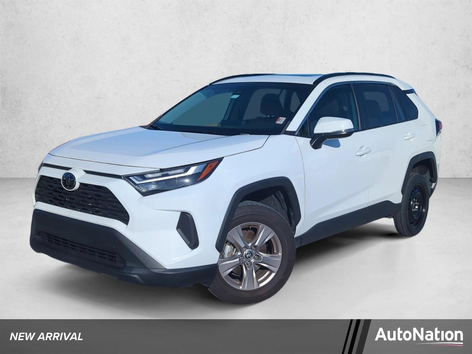 2023 Toyota RAV4 XLE FWD (GS)