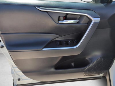 2024 Toyota RAV4 XLE FWD (Natl)