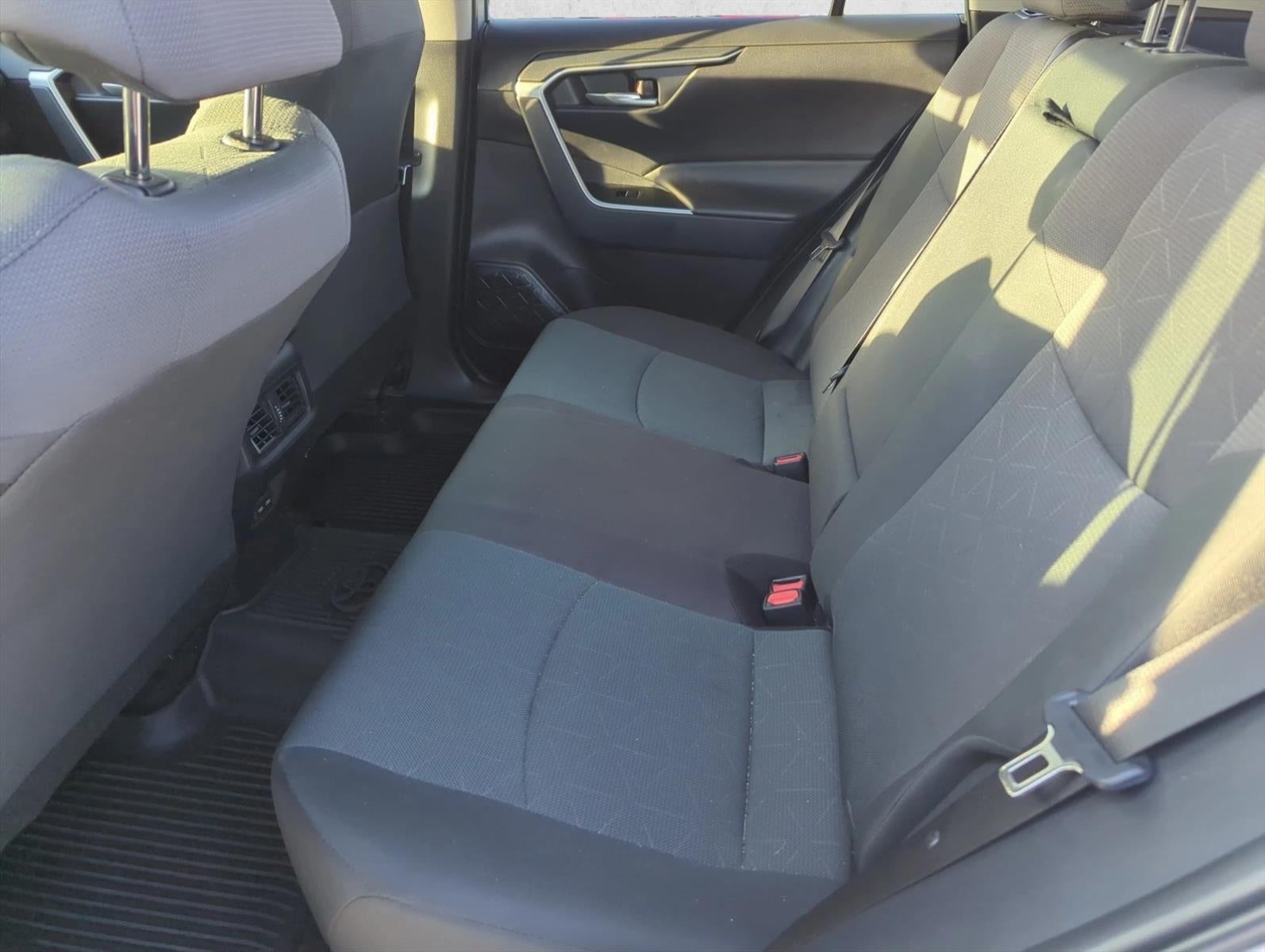 2024 Toyota RAV4 XLE FWD (Natl)